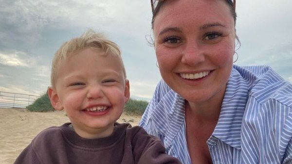 Omagiu emoționant al unei mame cu inima frântă pentru băiatul de 3 ani, ucis de un tractor la fermă