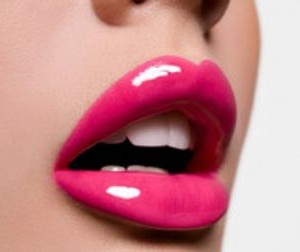 7 trucuri pentru a avea buzele frumoase si apetisante