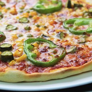 Cum prepari cea mai delicioasa pizza vegetariana